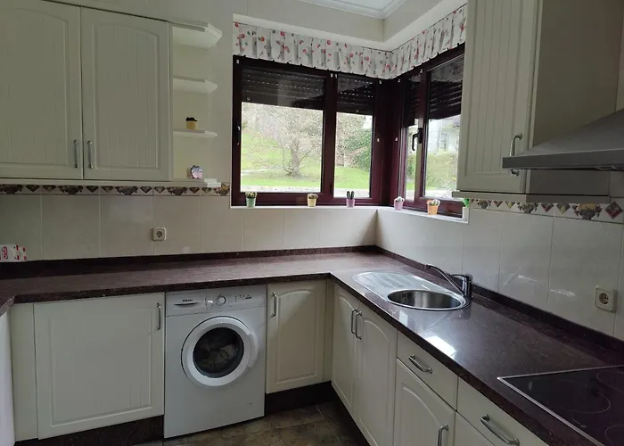 Casa Veli Сasa de vacaciones Andrín